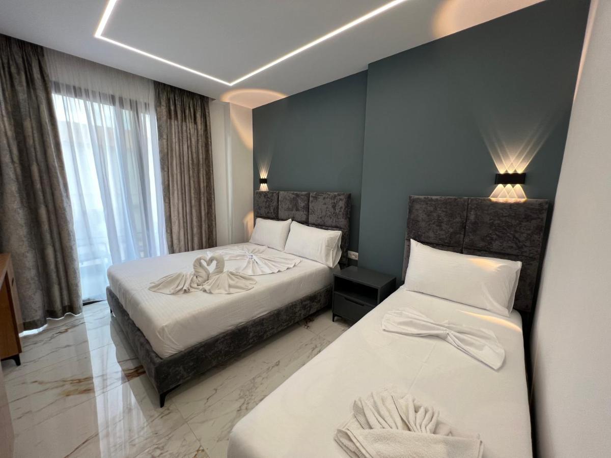 Poseidon Hotel 2 קסאמיל מראה חיצוני תמונה